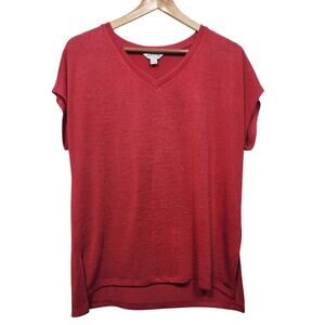 Red Women's Orvis Vneck Tshirt Size Small